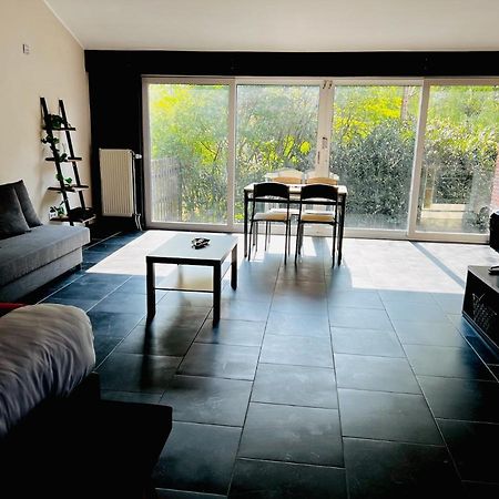 L'Eveil Bed & Breakfast ลา ลูเวียร์เร ภายนอก รูปภาพ